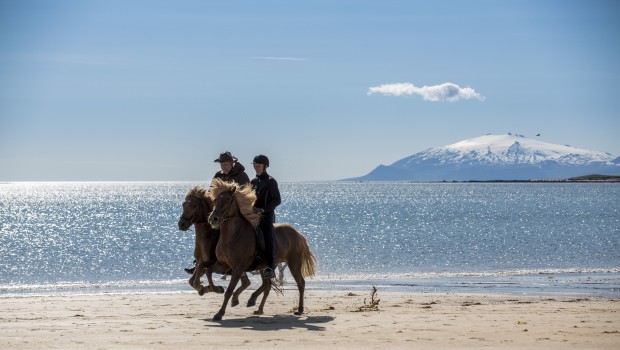 Löngufjörur og Snæfellsjökull.