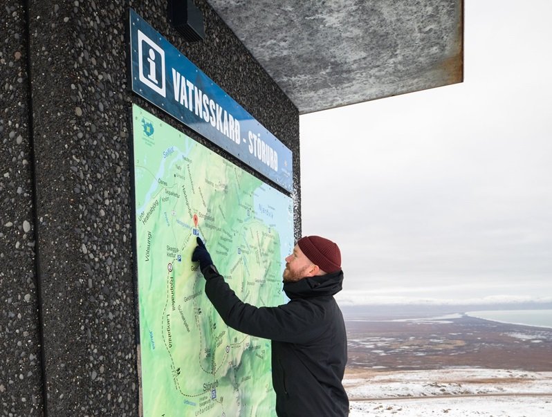 Upptaka og efni frá fræðslufundi um árlegt endurmat á fjárhæð trygginga