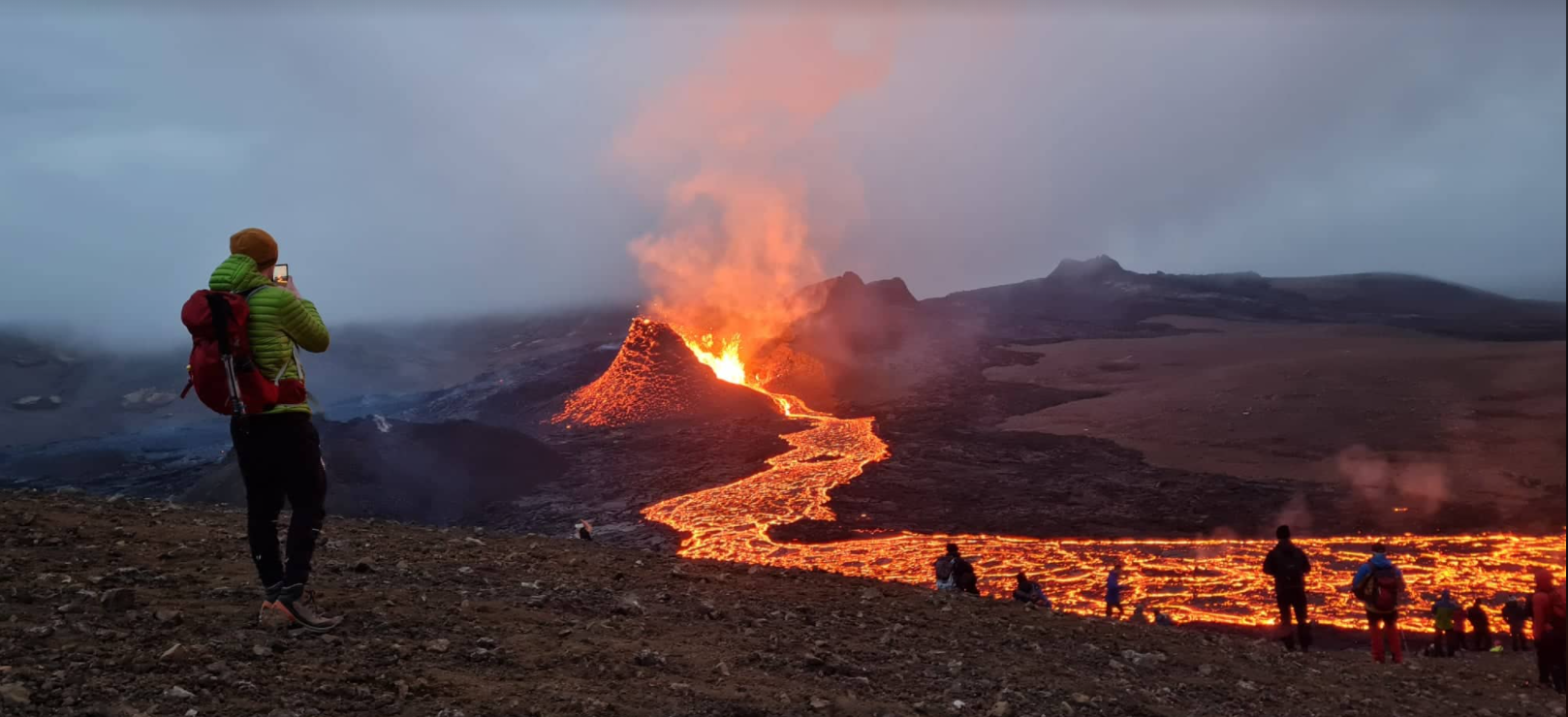 Talning Ferðamálastofu við gönguleiðina að gosinu sýnir að tæplega 87 þúsund hafa farið þar um. Mynd…