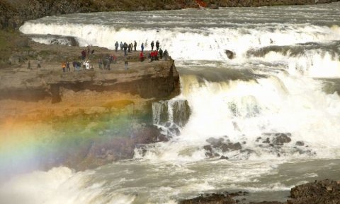 Ferðafólk við Gullfoss. Mynd: Ragnar Th. Sigurðsson
