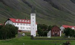 Hólaskóli