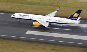 Icelandair flugvél