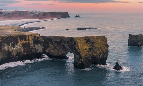 Dyrhólaey. Mynd: ©Ragnar Th. Sigurðsson