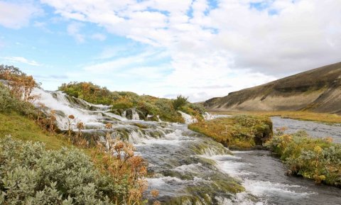 Fossabrekkur í Ytri-Rangá en hæsti styrkurinn að þessu sinni tengist uppbyggingu þar.  Mynd: Rangárþing ytra.