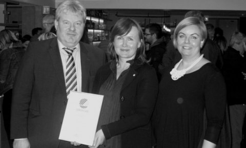 Sigríður Ólafsdóttir í miðið með Sigurði Inga Jóhannssyni ráðherra og Evu R Jónsdóttur frá Svaninum.