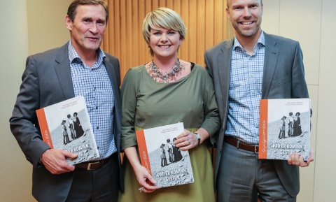 Ráðherra með fyrrverandi og núverandi form. SAF.